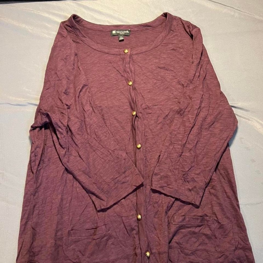 Valerie Bertinelli Woman Cardigan Sweater 2X Plum Purple Slub Knit Gold‎ Buttons